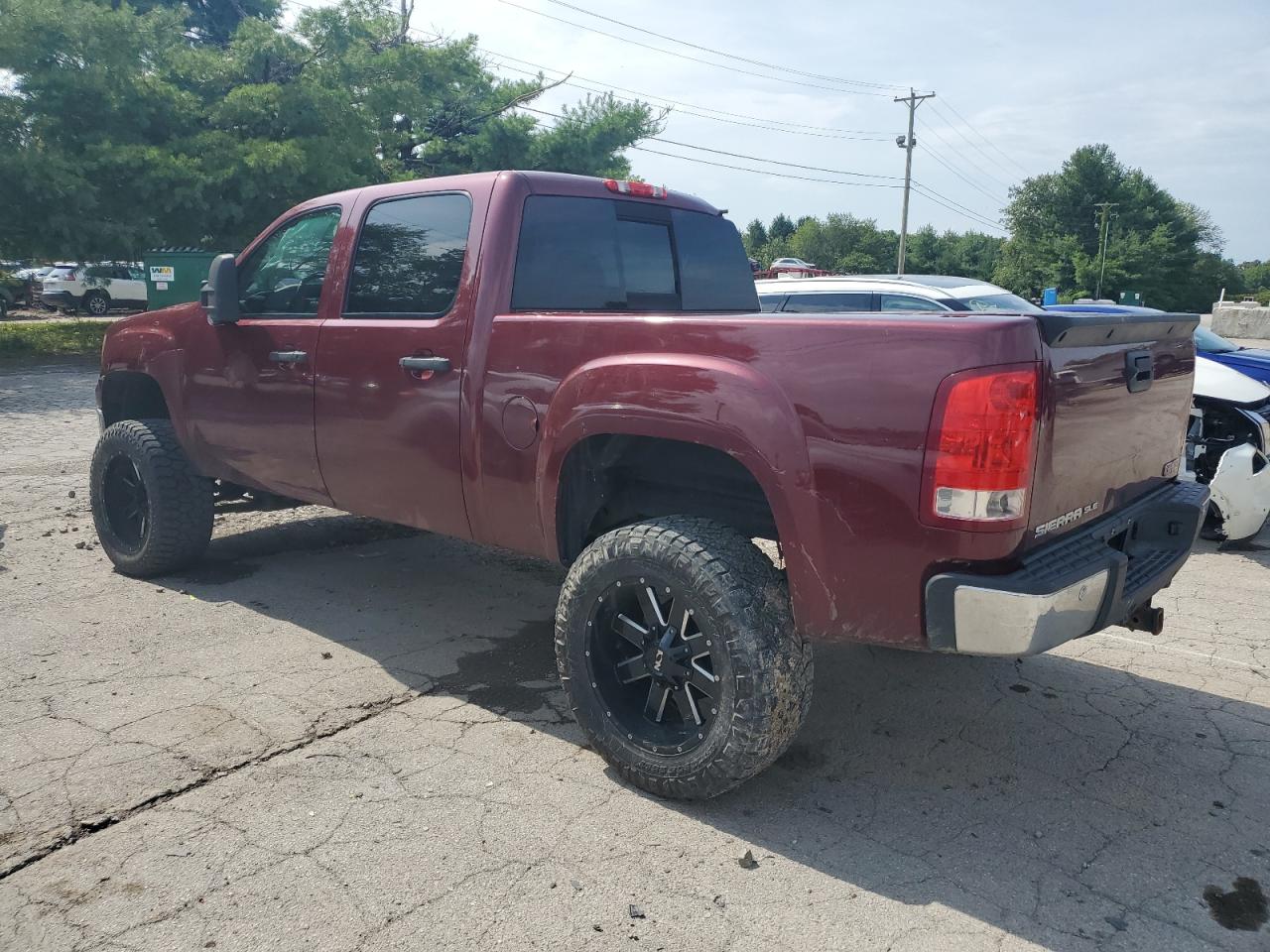 2013 GMC Sierra - Image 2