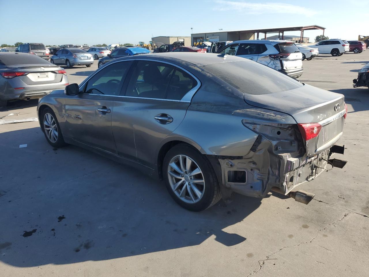 2015 Infiniti Q50 - Image 2