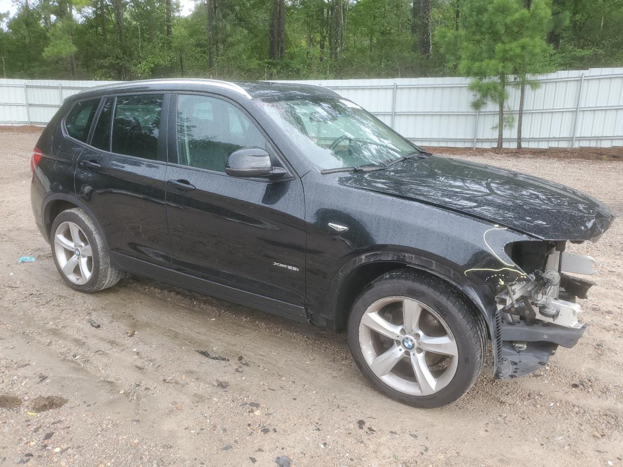 VIN 5UXWX9C56H0T12464 2017 BMW X3 no.4