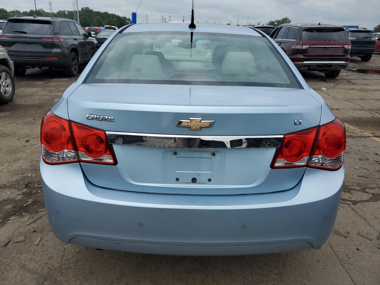 1G1PF5S96B7155600 2011 Chevrolet Cruze Lt