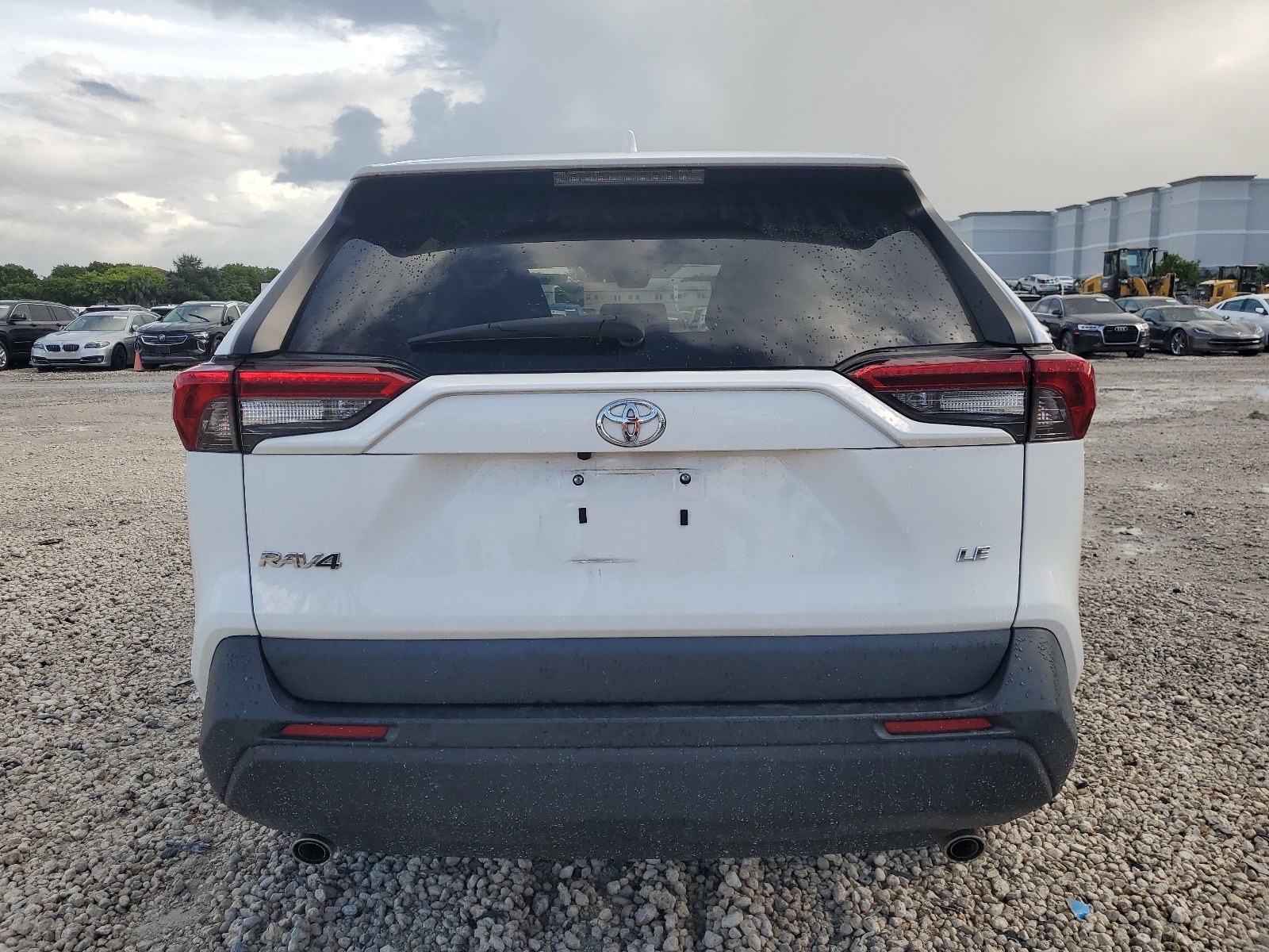 2T3H1RFV0MW169654 2021 Toyota Rav4 Le