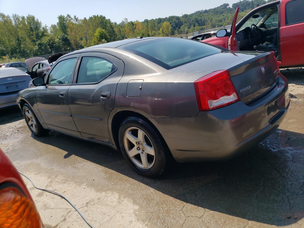 2010 Dodge Charger - Image 2