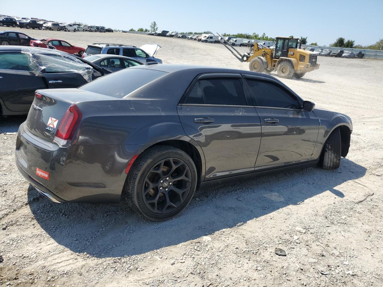 2C3CCABG2KH682757 2019 Chrysler 300 S