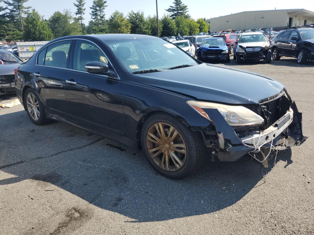 2014 Hyundai Genesis 3.8L VIN: KMHGC4DD8EU261673 Lot: 65462124