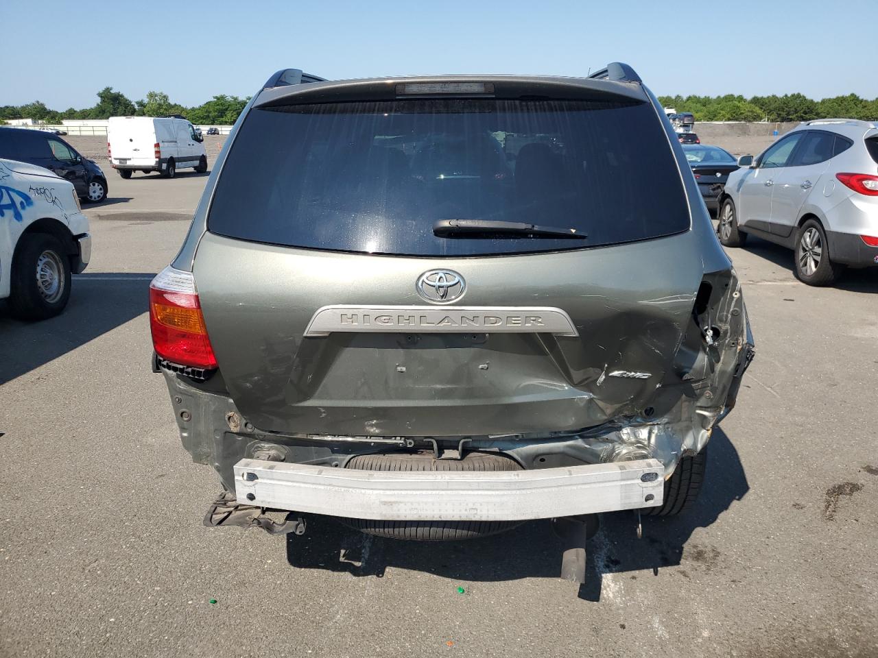2010 Toyota Highlander VIN: 5TDBK3EHXAS027711 Lot: 65667014