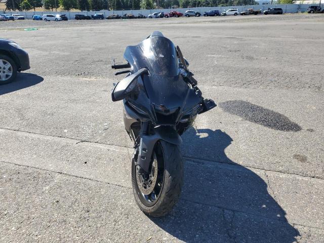 2024 YAMAHA YZFR1 