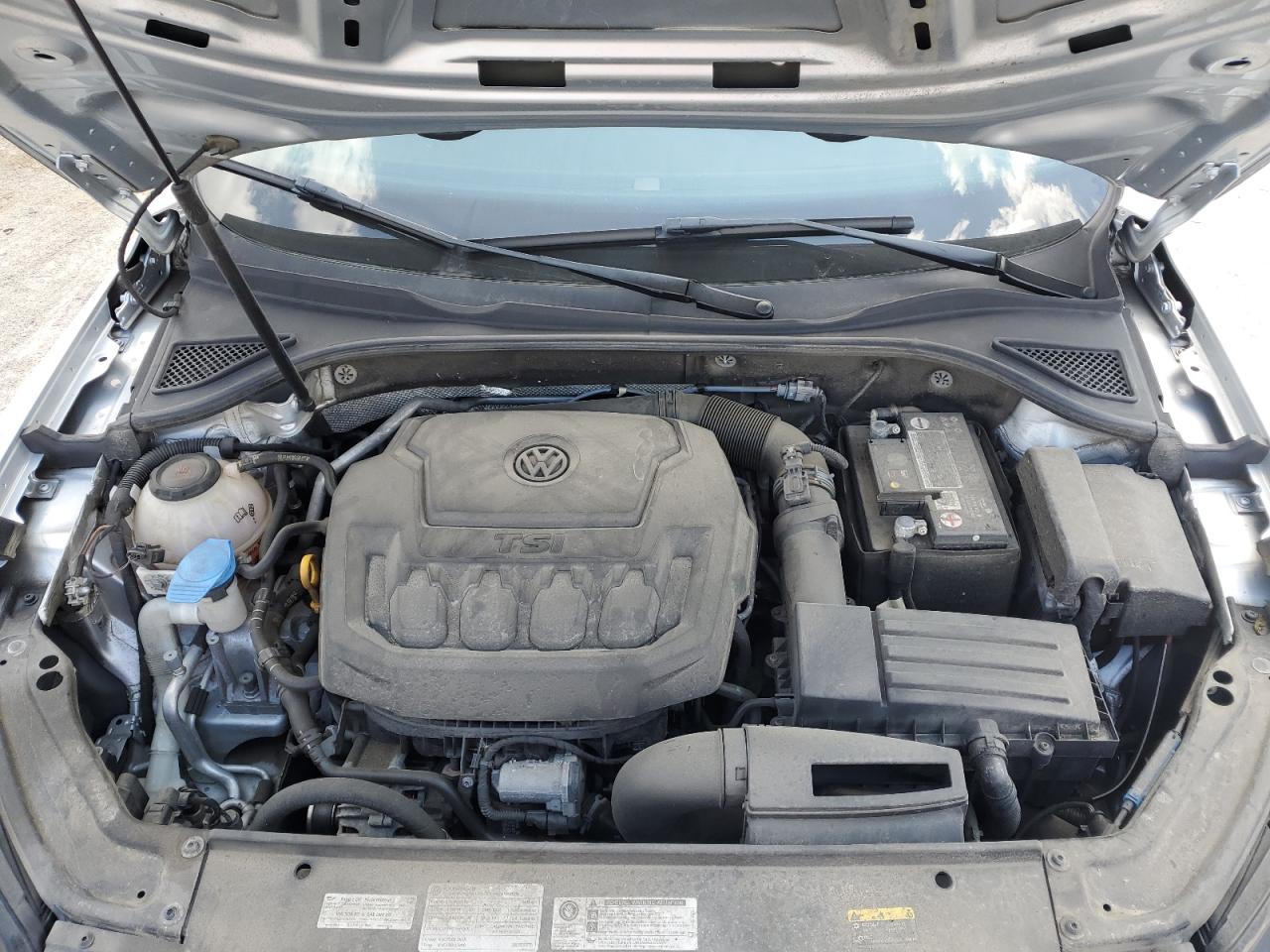 1VWLA7A32KC012869 2019 Volkswagen Passat Wolfsburg