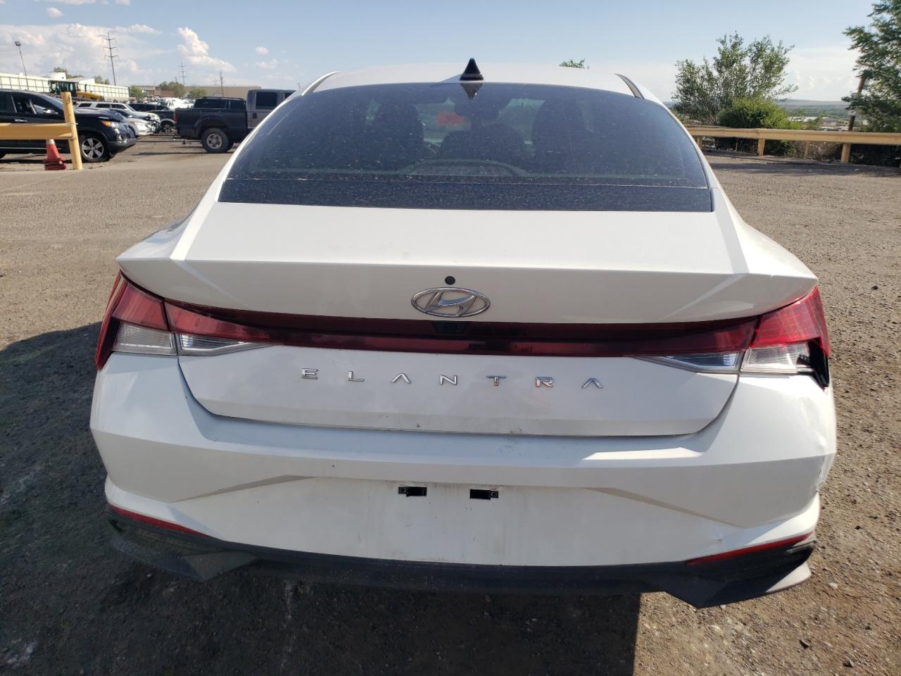 2021 Hyundai Elantra Sel VIN: 5NPLM4AGXMH018986 Lot: 64211594