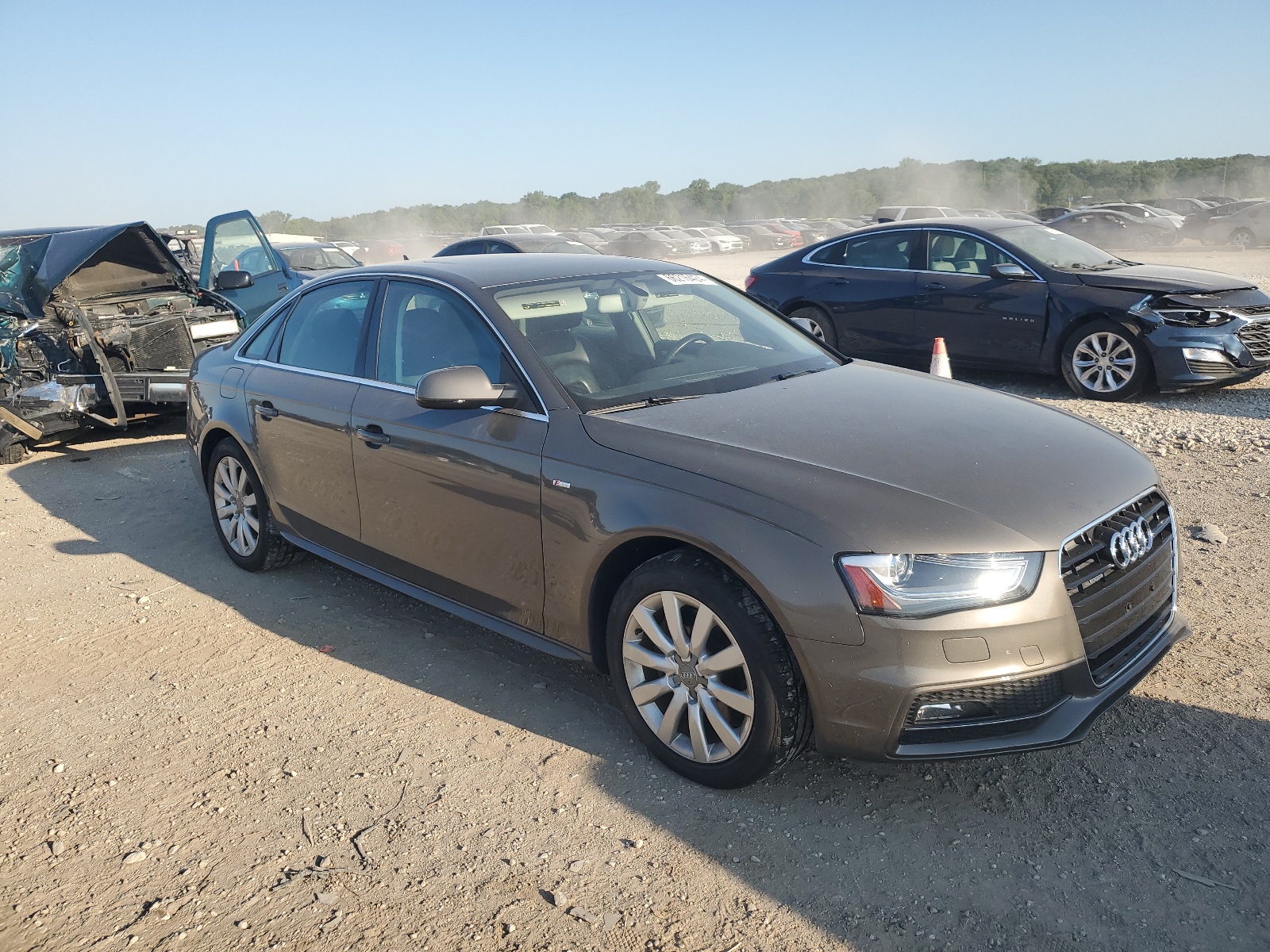 2015 Audi A4 Premium vin: WAUBFAFL2FN042788