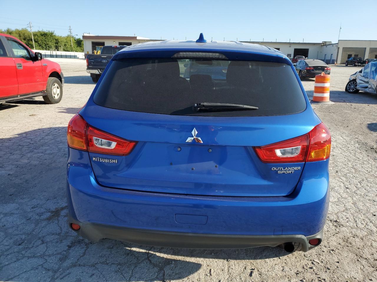 JA4AP3AU1HZ002070 2017 Mitsubishi Outlander Sport Es