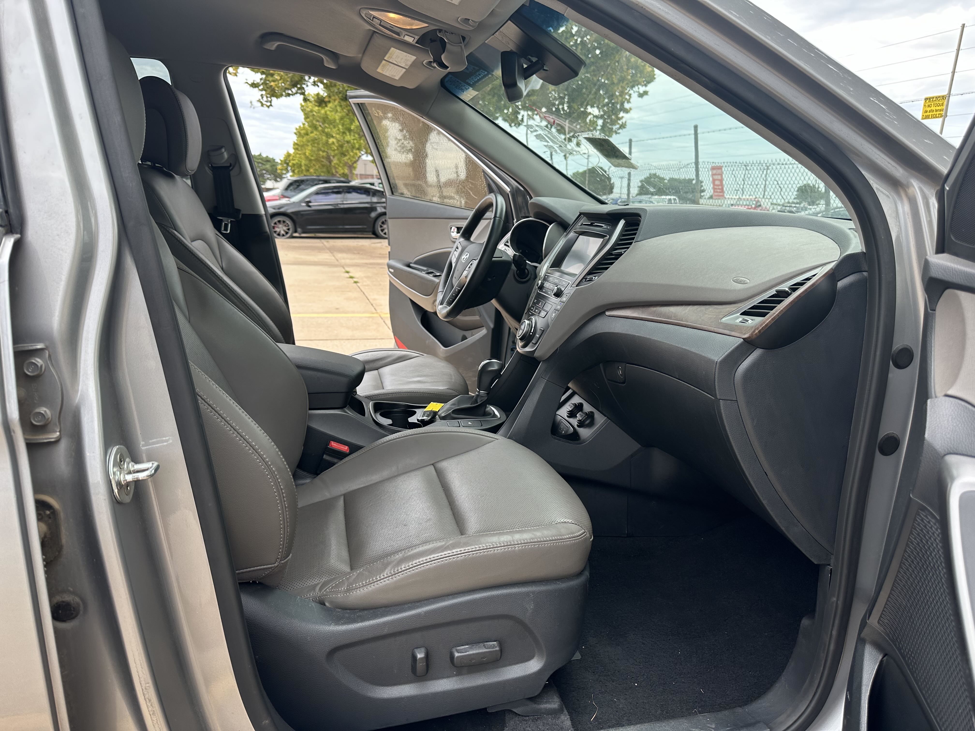 2019 Hyundai Santa Fe Xl Se vin: KM8SN4HF1KU299807