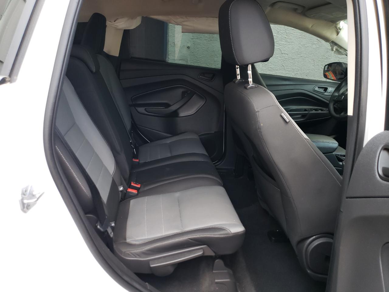 2017 Ford Escape S VIN: 1FMCU0F78HUB72492 Lot: 65951754