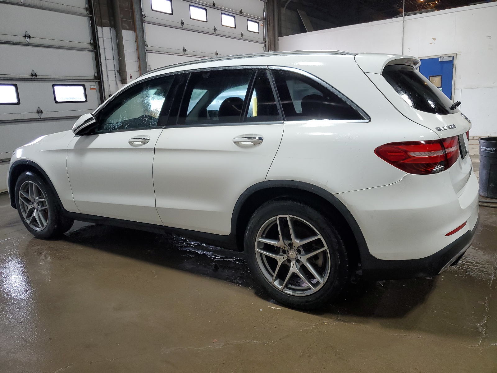 WDC0G4KB7GF092663 2016 Mercedes-Benz Glc 300 4Matic