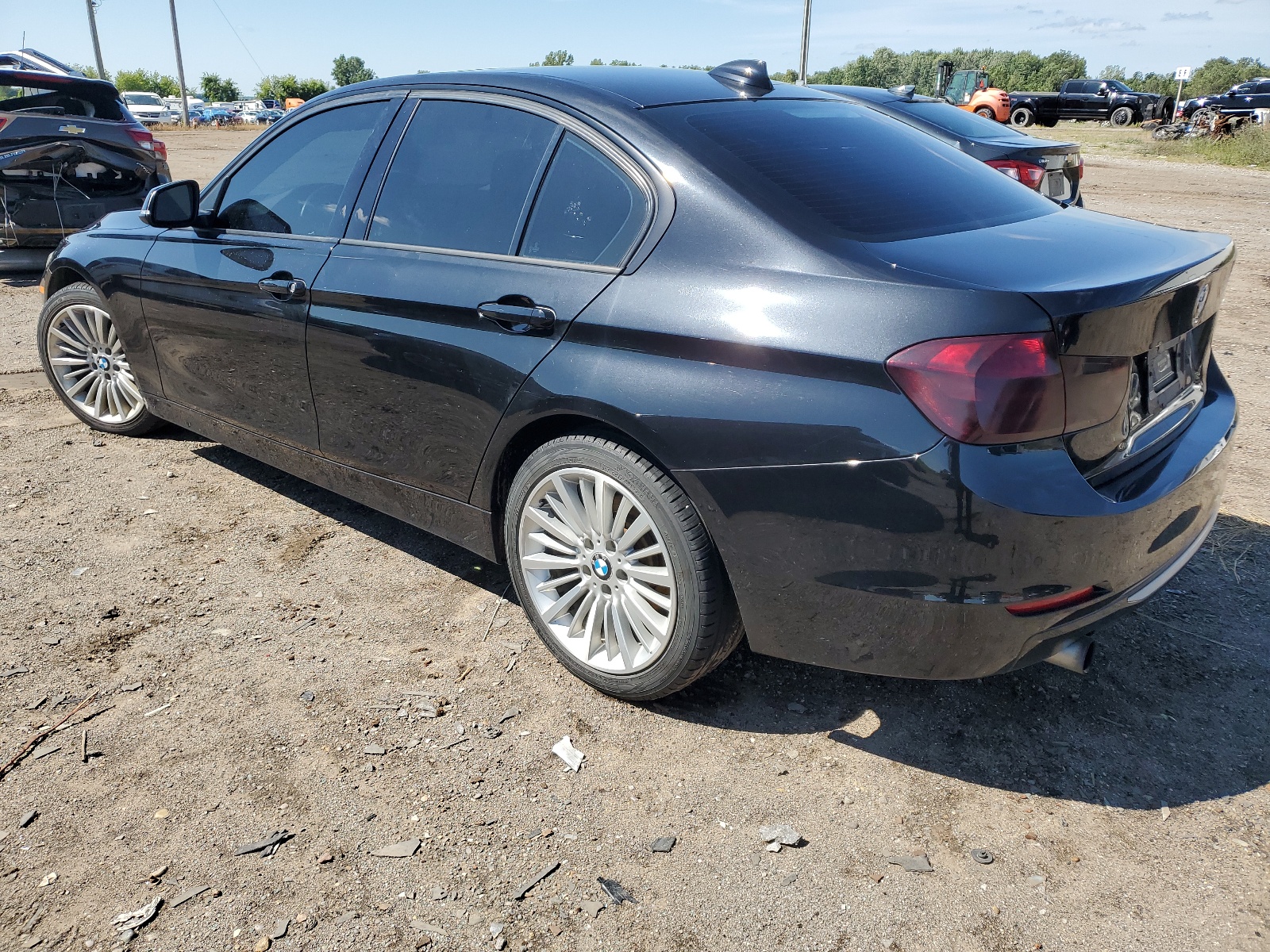 2013 BMW 320 I xDrive vin: WBA3C3C56DF978614