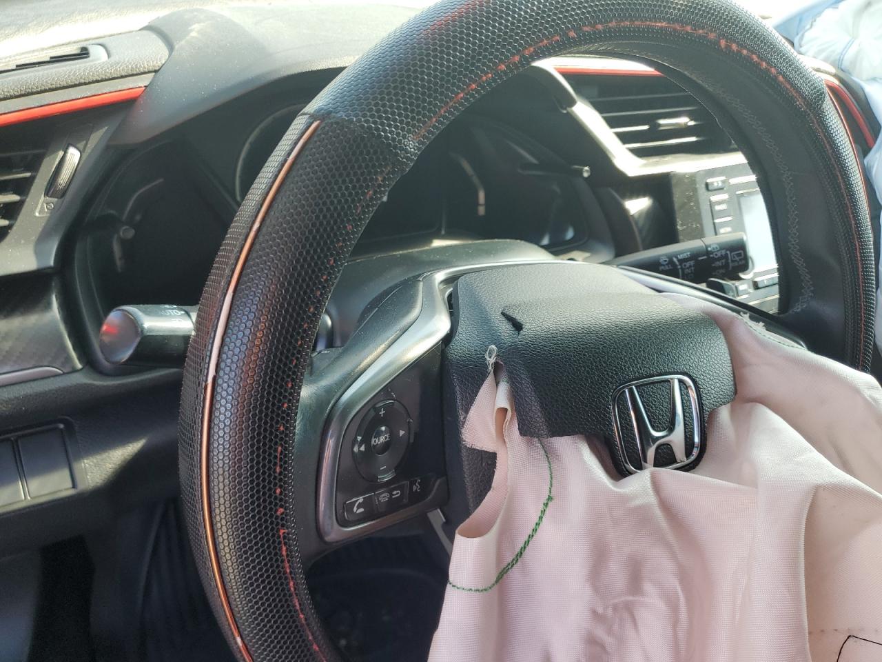 SHHFK7H46HU418837 2017 Honda Civic Sport