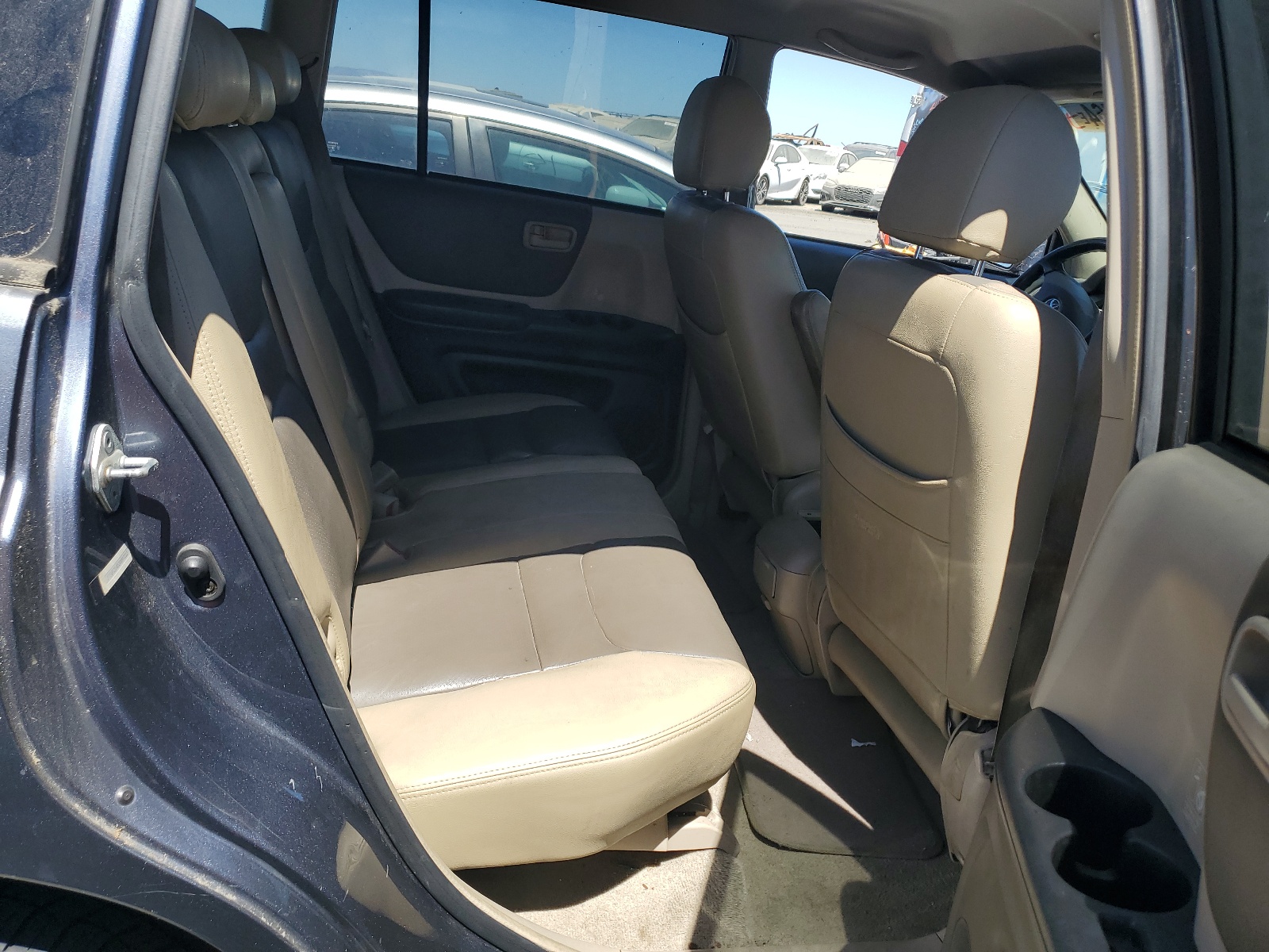 JTEGF21A530097213 2003 Toyota Highlander Limited