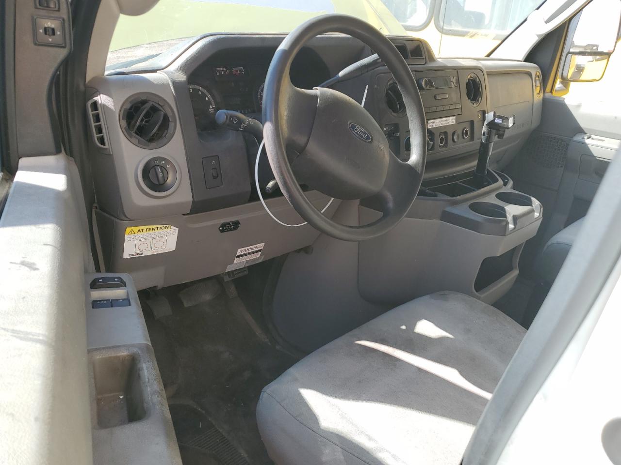 2018 Ford Econoline E450 Super Duty Cutaway Van VIN: 1FDXE4FS0JDC24939 Lot: 68016884