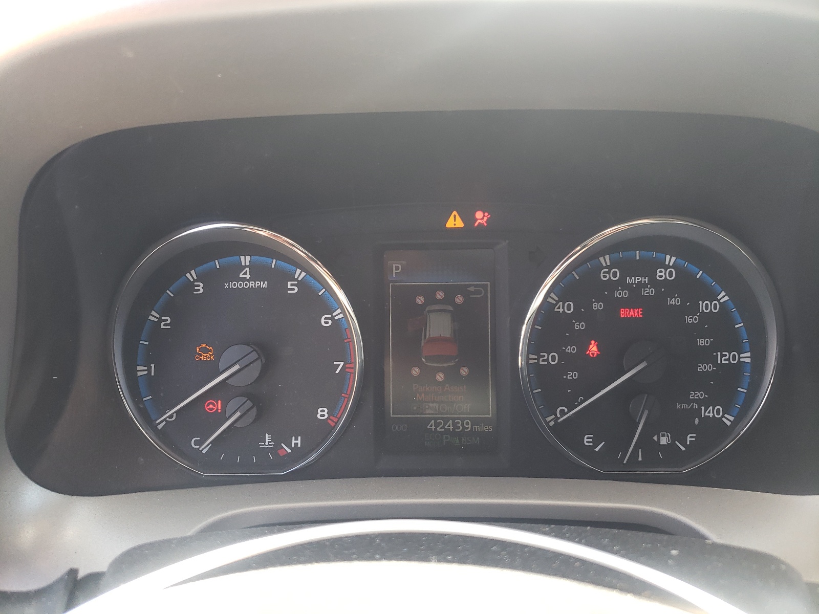 2T3YFREV0HW404708 2017 Toyota Rav4 Limited