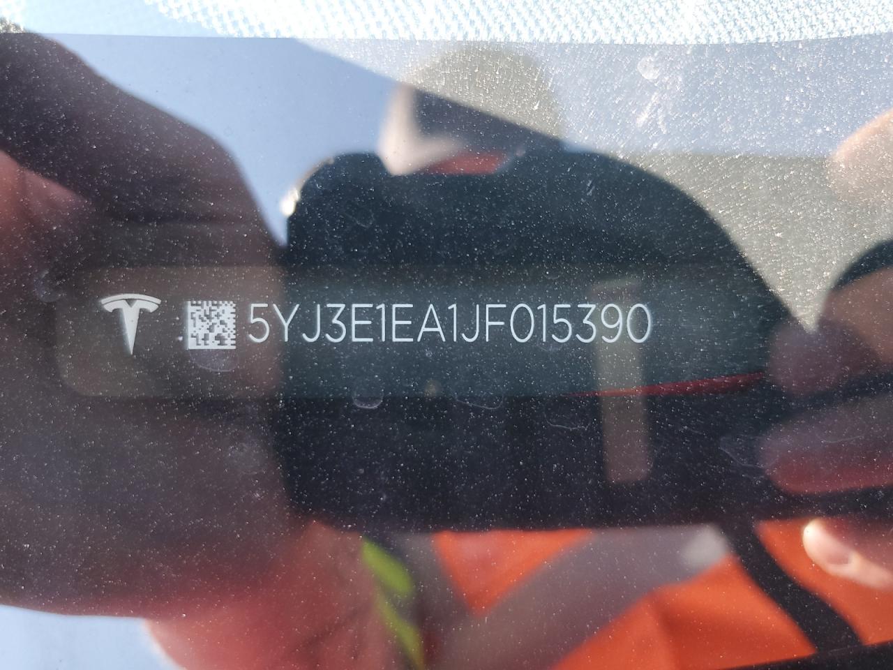 2018 Tesla Model 3 VIN: 5YJ3E1EA1JF015390 Lot: 65538404