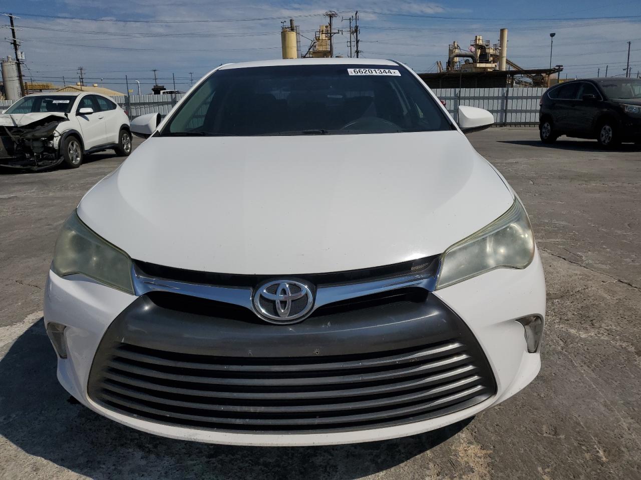 2016 Toyota Camry - Image 5