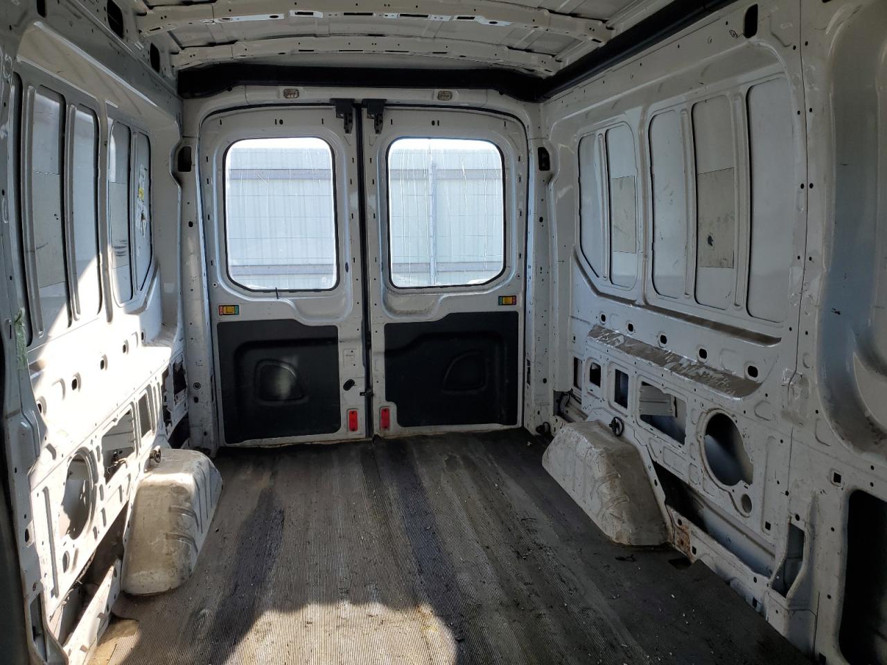 1FTYR2CM4HKB14800 2017 Ford Transit T-250 1FTYR2CM4HKB14800 2017 Ford Transit T-250