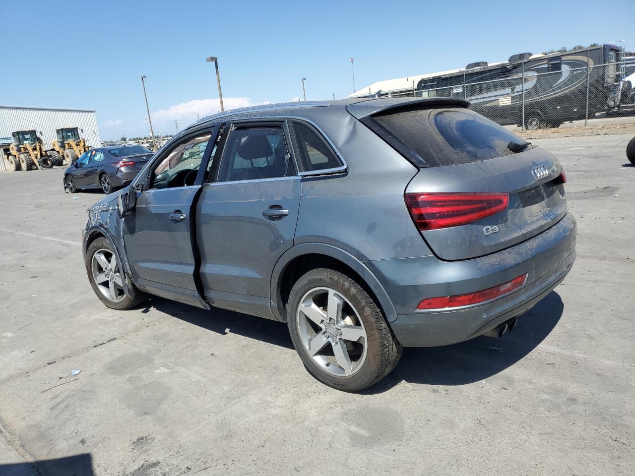 2015 Audi Q3 Premium Plus VIN: WA1EFCFS2FR006850 Lot: 65962584
