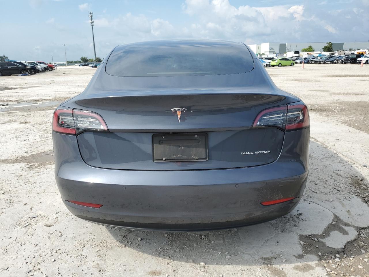 2022 Tesla Model 3 VIN: 5YJ3E1EB1NF105654 Lot: 66385564