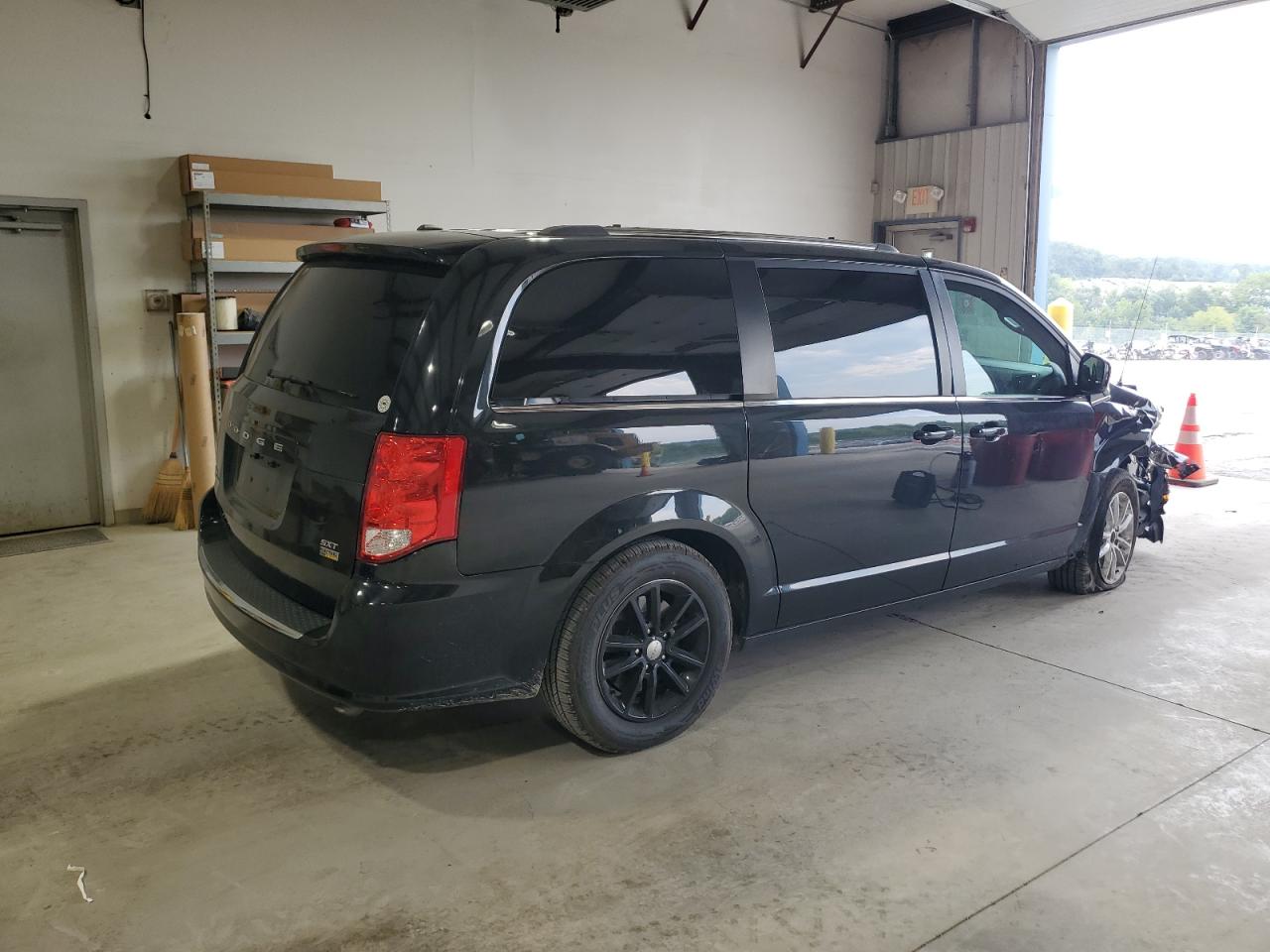 2019 Dodge Grand Caravan Sxt VIN: 2C4RDGCG4KR544667 Lot: 70496944