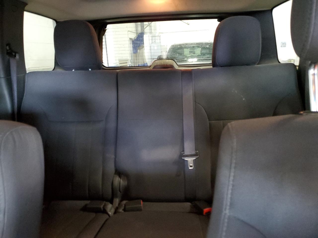 2012 Jeep Liberty (North America) - Image 10