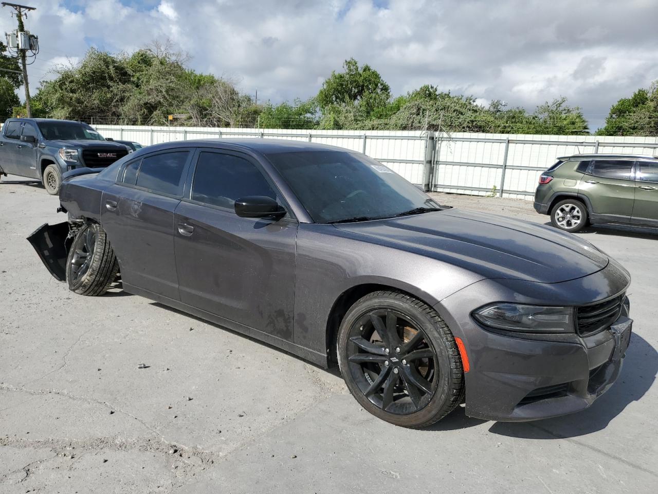 2018 Dodge Charger - Image 4