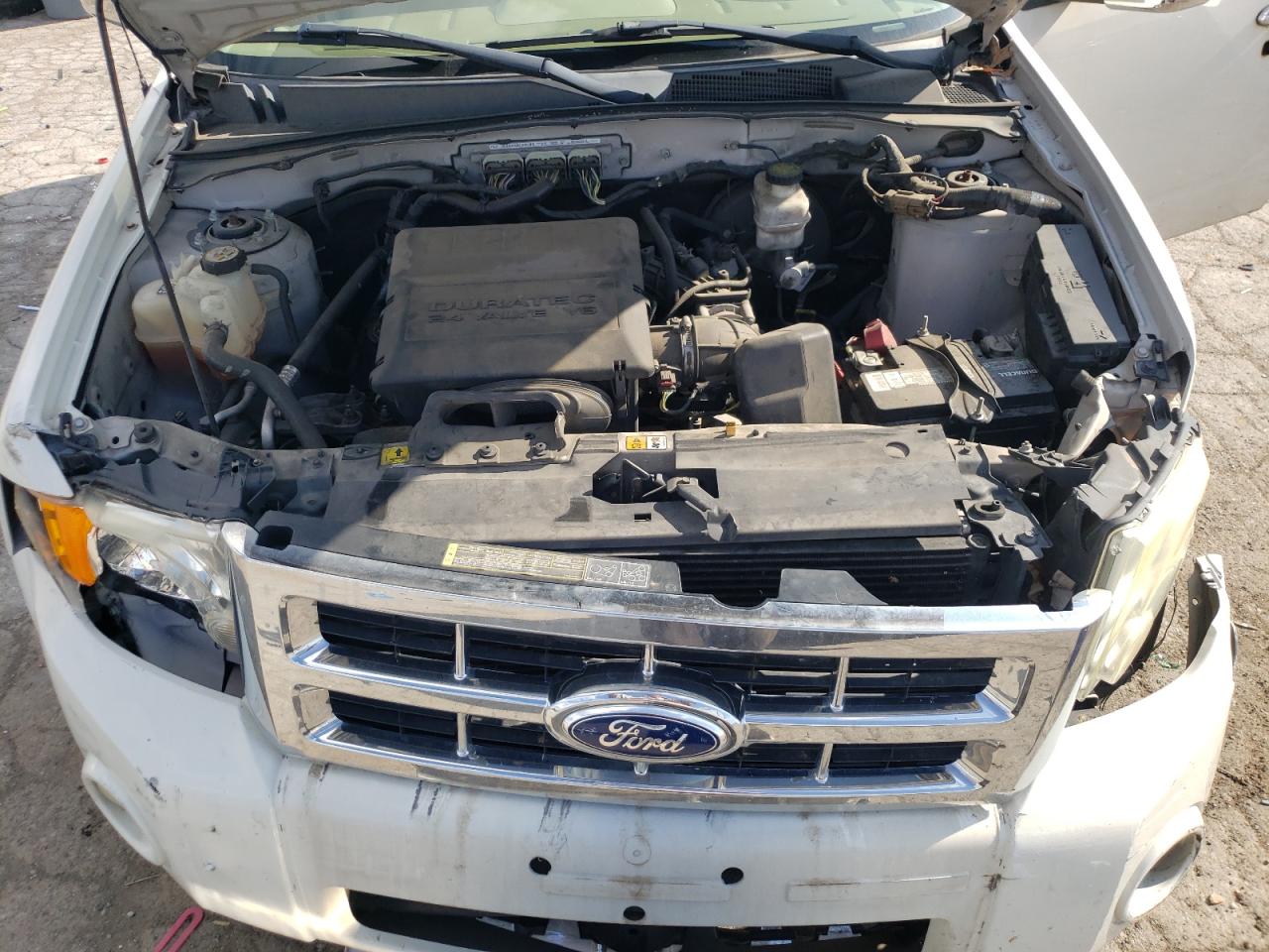 2011 Ford Escape Limited VIN: 1FMCU9EG6BKB70233 Lot: 67830674