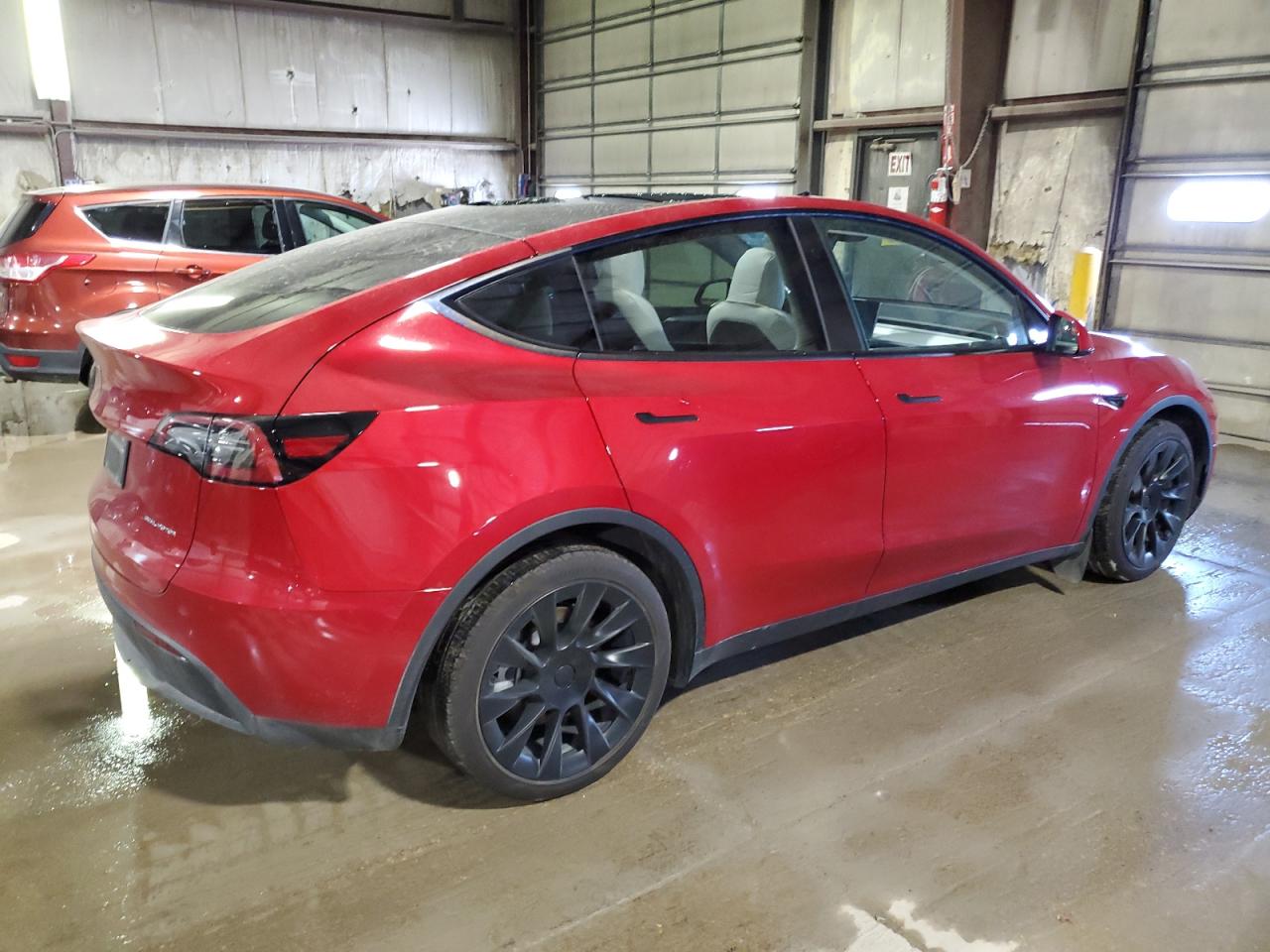 7SAYGDEE1PF877850 Tesla Model Y  3