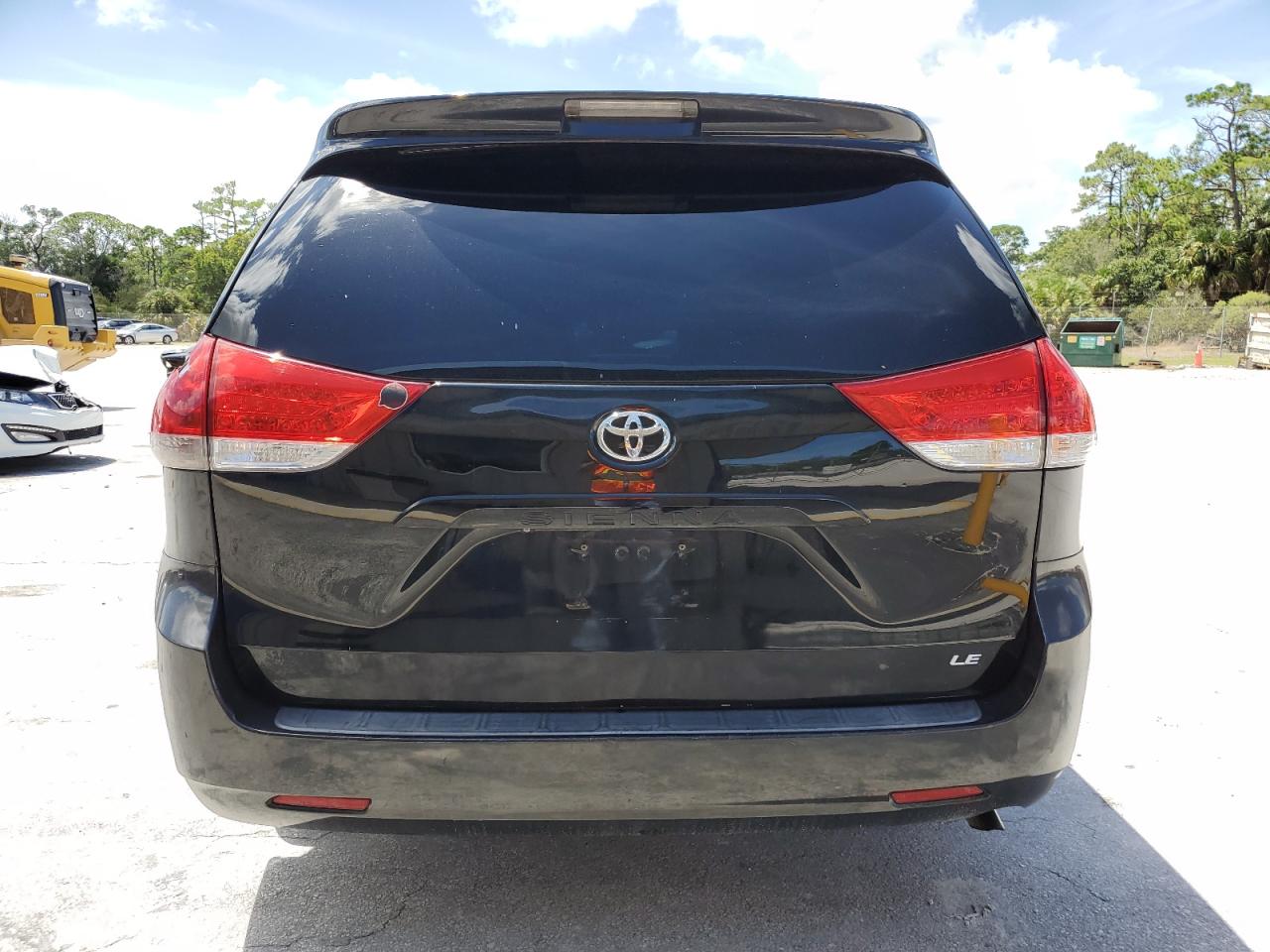 2014 Toyota Sienna Le VIN: 5TDKK3DC7ES492104 Lot: 68685694