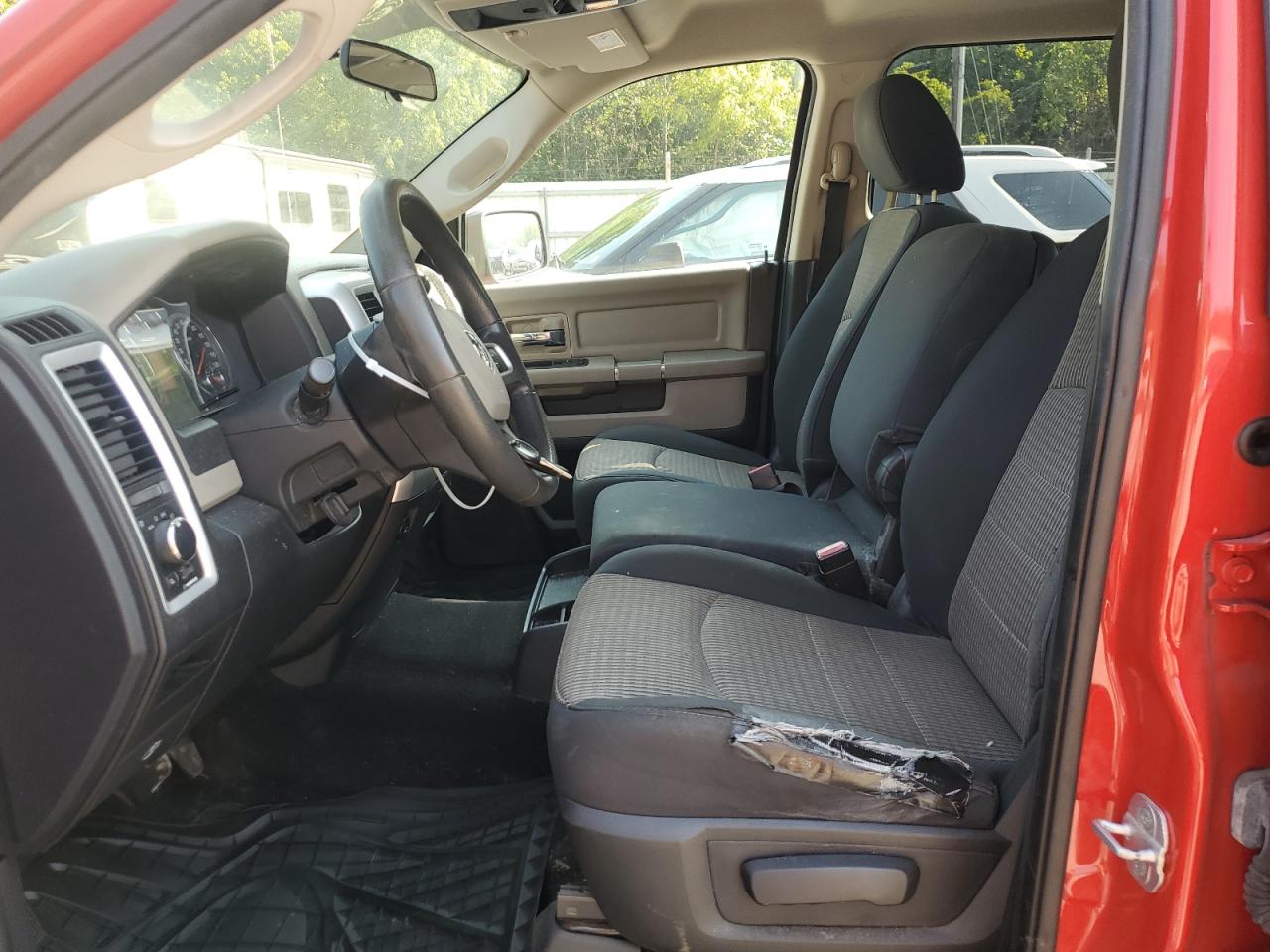 2011 Dodge Ram 1500 VIN: 1D7RV1CP4BS528080 Lot: 65330144