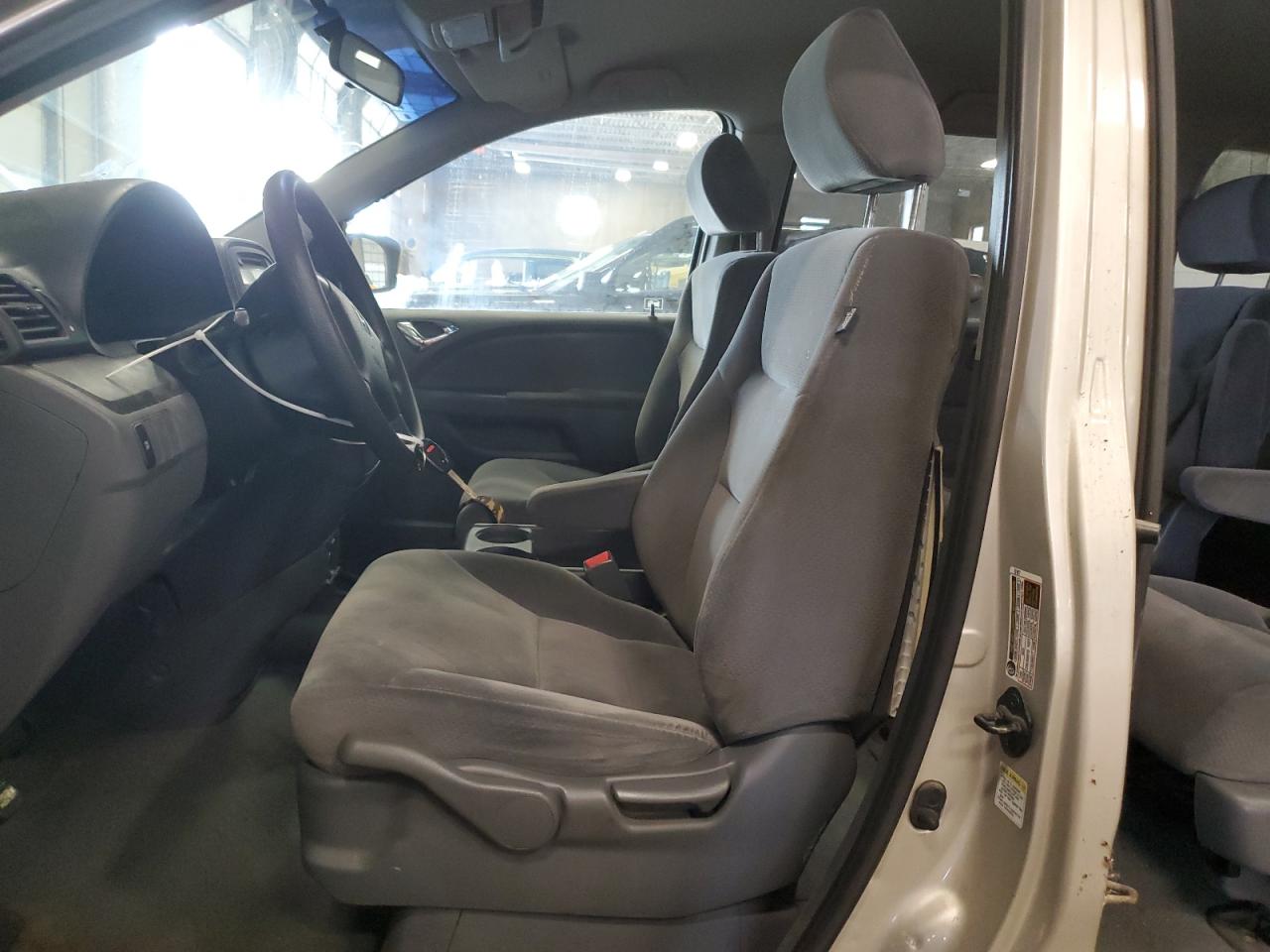 2006 Honda Odyssey Lx VIN: 5FNRL38236B066817 Lot: 65784204