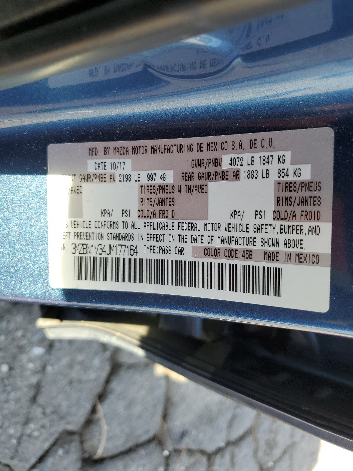 3MZBN1V34JM177164 2018 Mazda 3 Touring