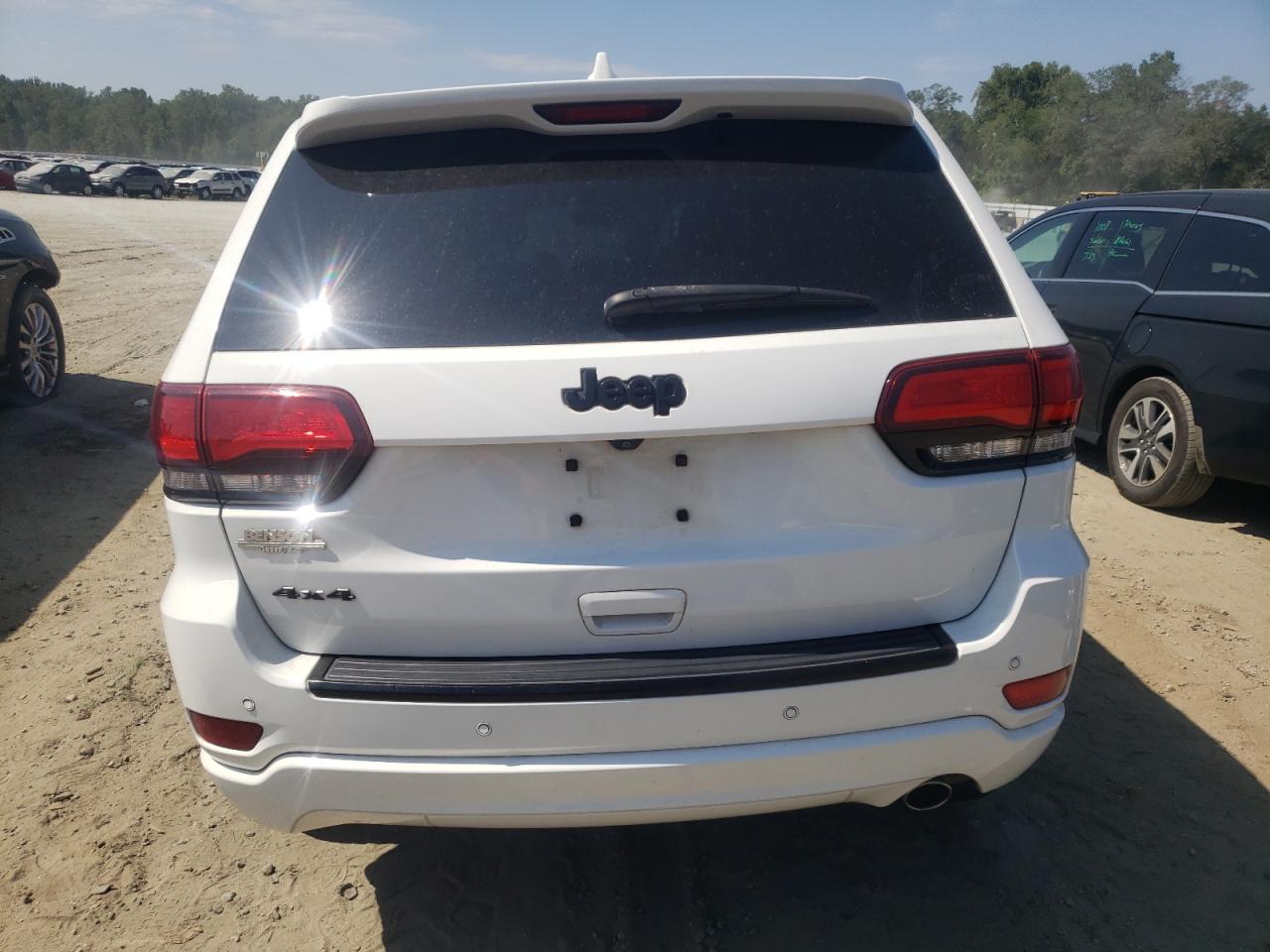 1C4RJFAG1JC148659 2018 Jeep Grand Cherokee Laredo