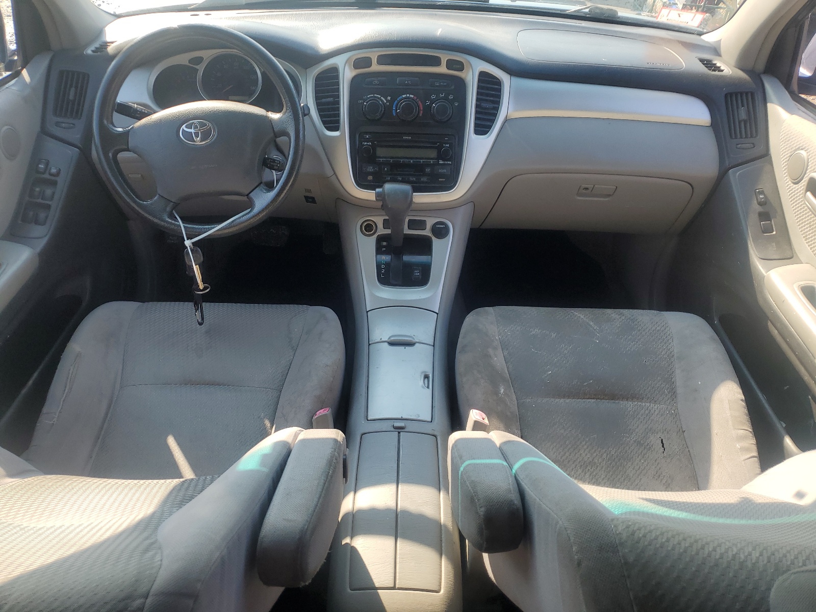 JTEGD21A050106893 2005 Toyota Highlander