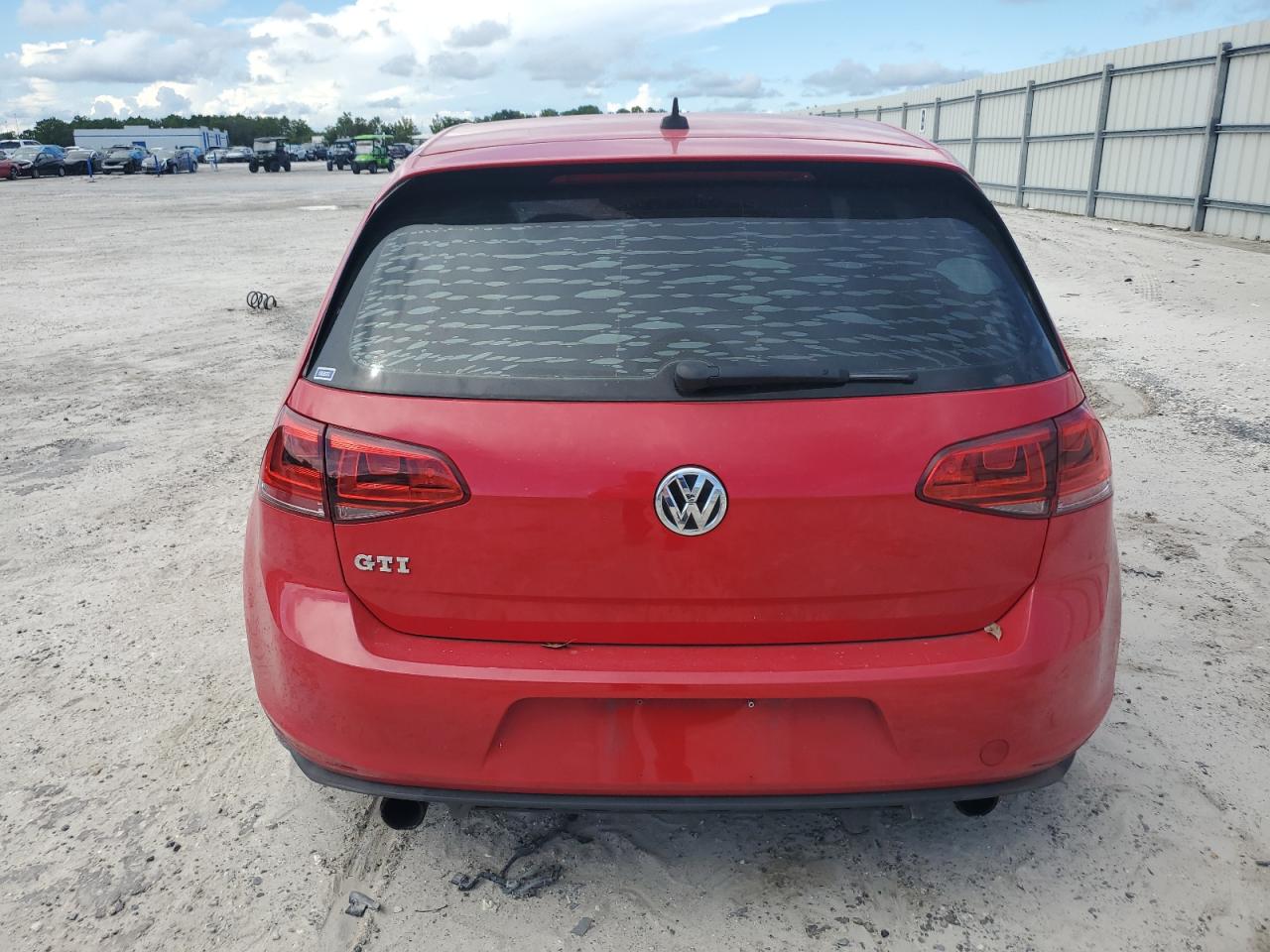 3VW4T7AUXHM017395 2017 Volkswagen Gti S