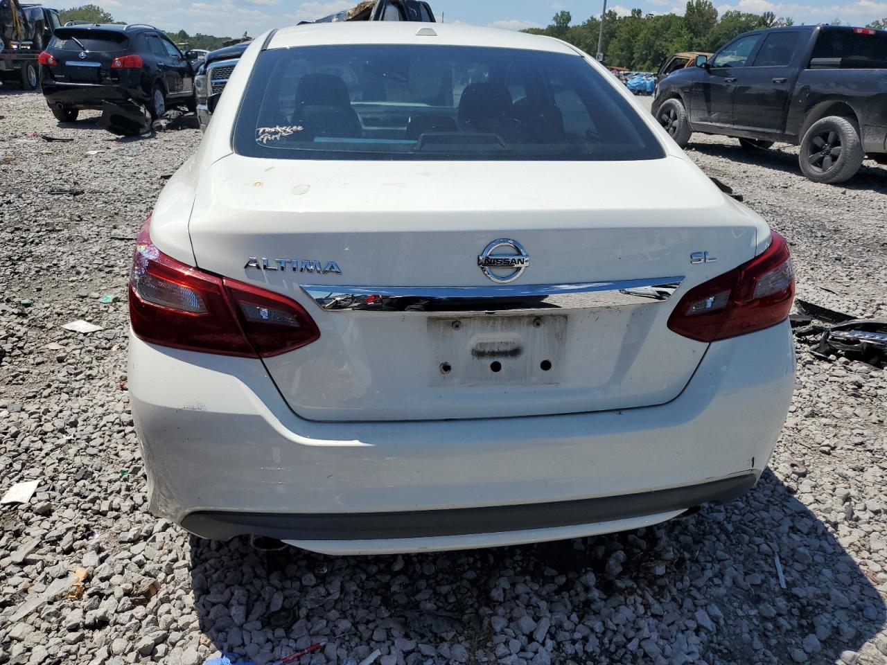 1N4AL3AP5JC148207 2018 Nissan Altima 2.5