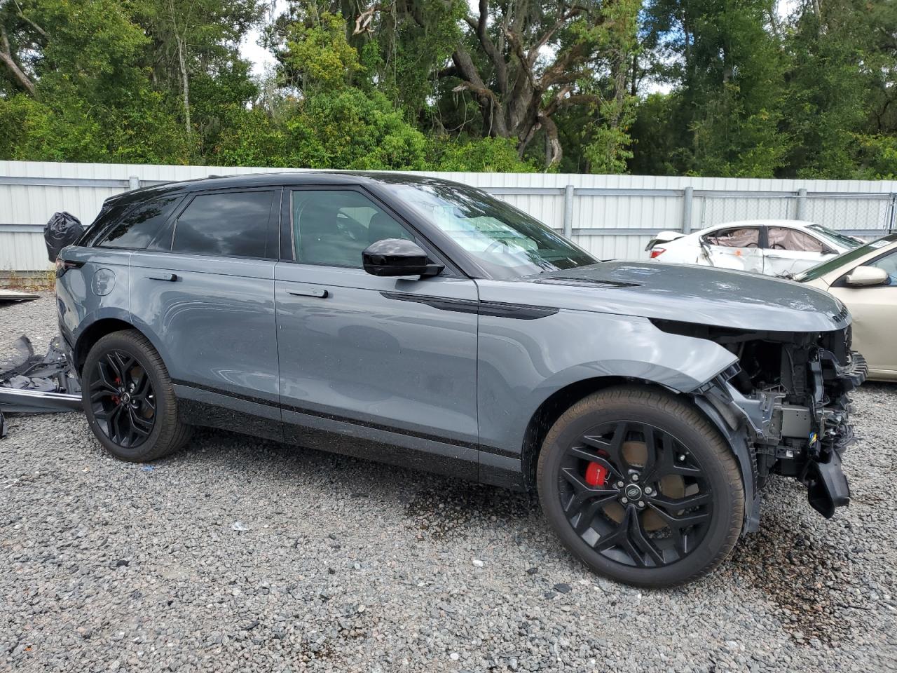 2024 Land Rover Range Rover - Image 4