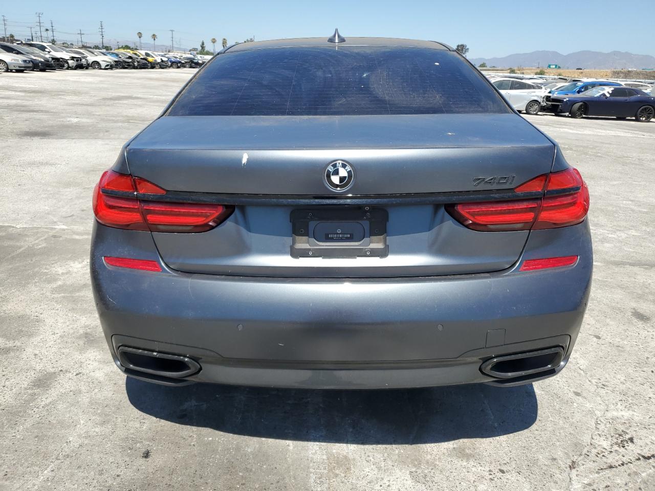 VIN WBA7E2C59JG742809 2018 BMW 7 SERIES no.6