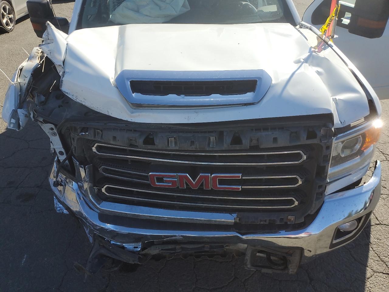 1GT12SEY6HF240848 2017 GMC Sierra K2500 Sle