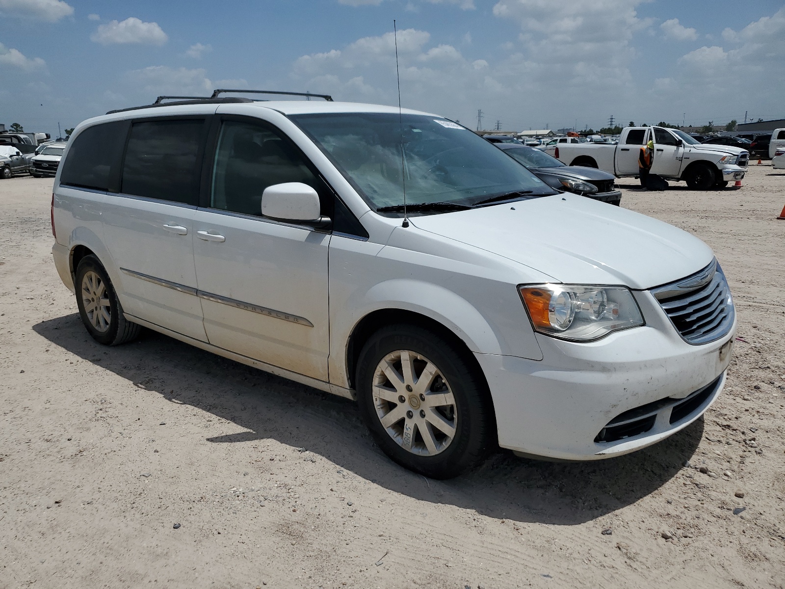 2016 Chrysler Town & Country Touring vin: 2C4RC1BG7GR289313