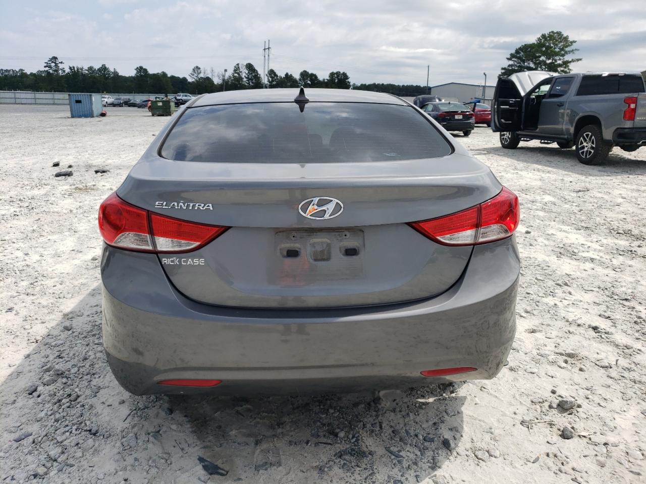 5NPDH4AE0DH375083 2013 Hyundai Elantra Gls