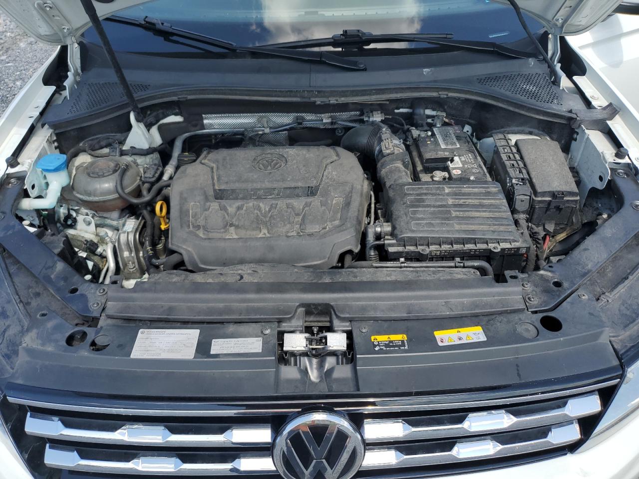 3VV2B7AX7KM059071 2019 Volkswagen Tiguan Se