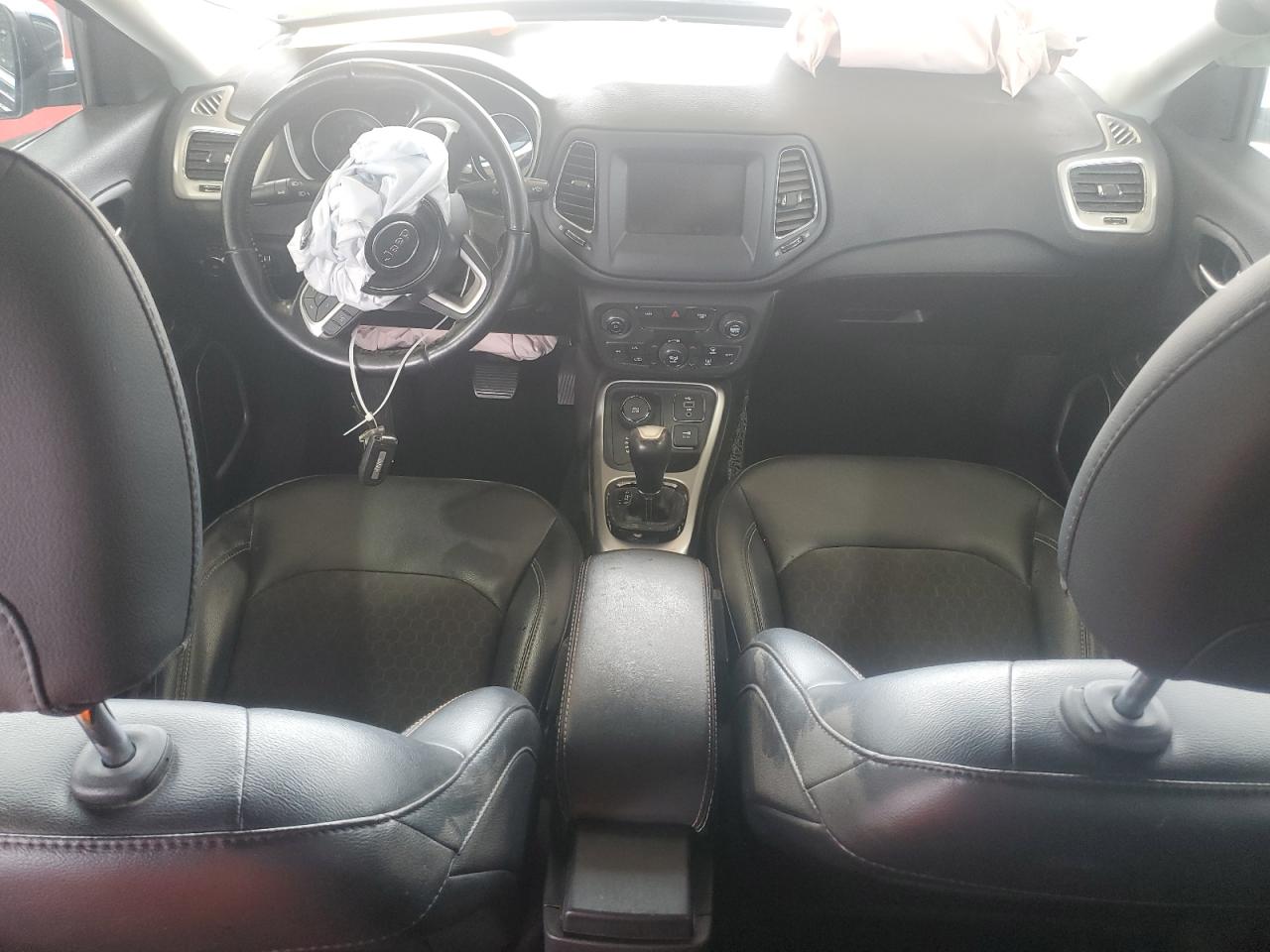 2019 Jeep Compass Latitude VIN: 3C4NJDBB9KT839594 Lot: 66958014