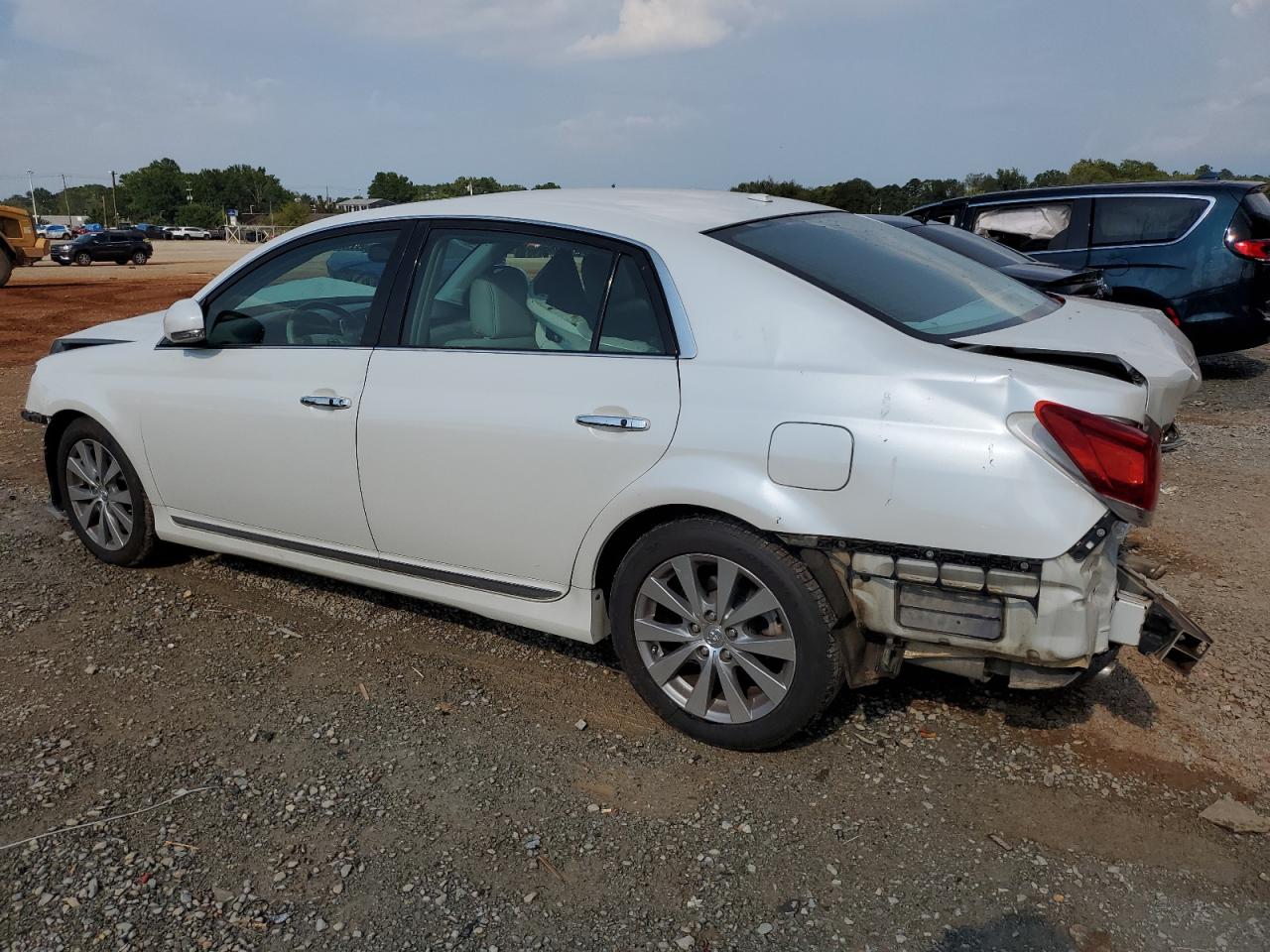 4T1BK3DBXBU436250 2011 Toyota Avalon Base