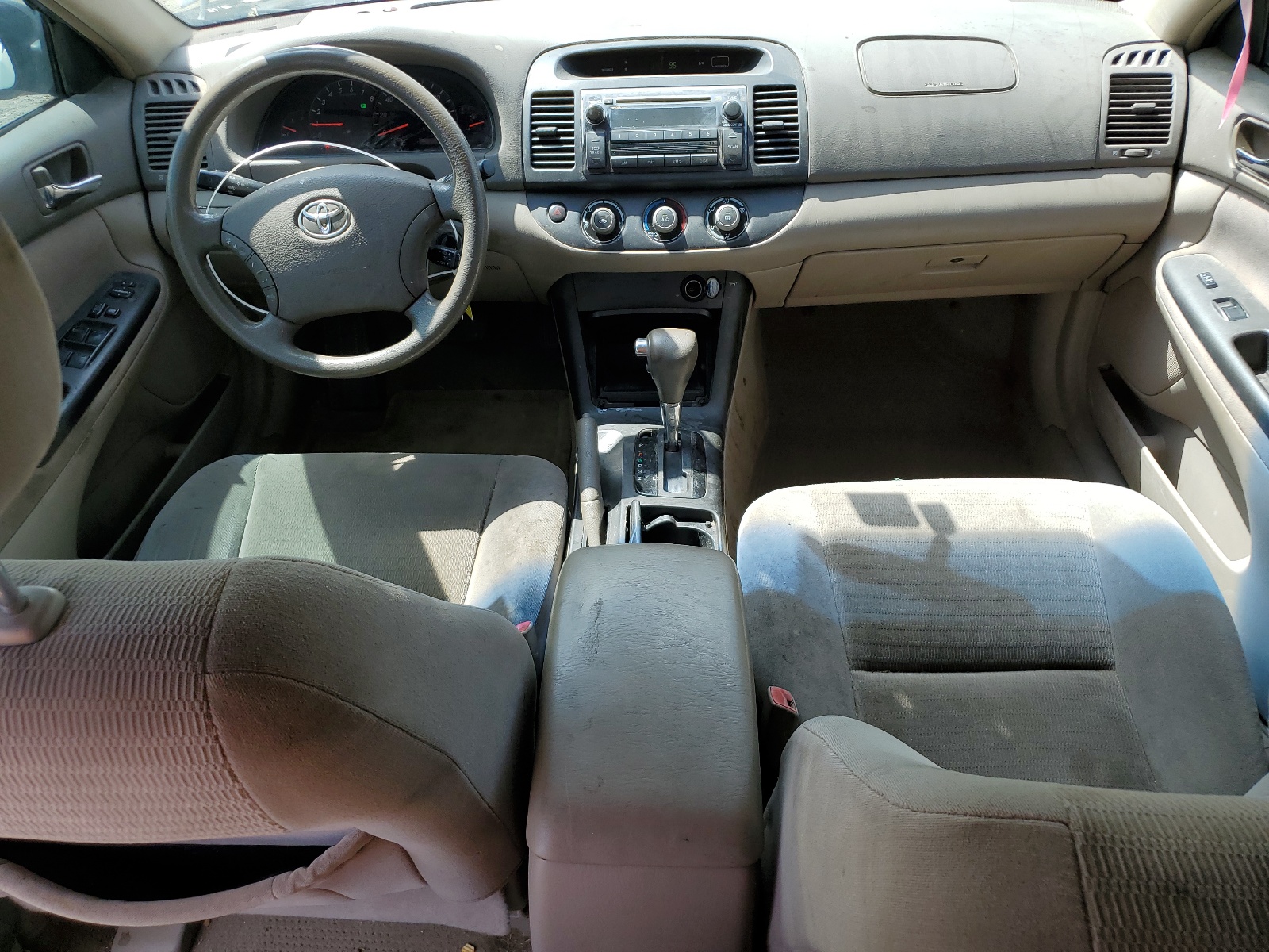 4T1BE30K45U989185 2005 Toyota Camry Le