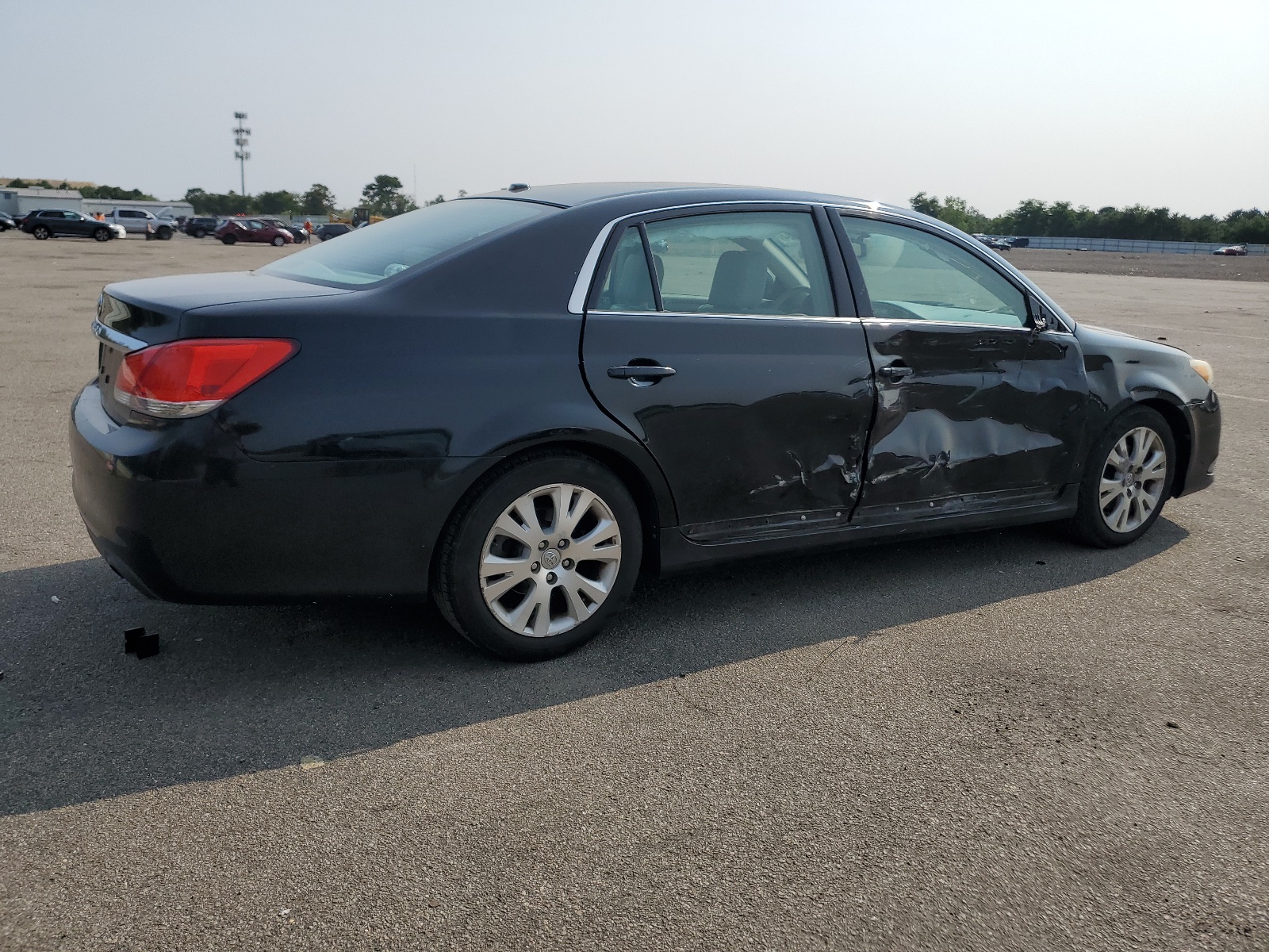 4T1BK3DB7BU439557 2011 Toyota Avalon Base